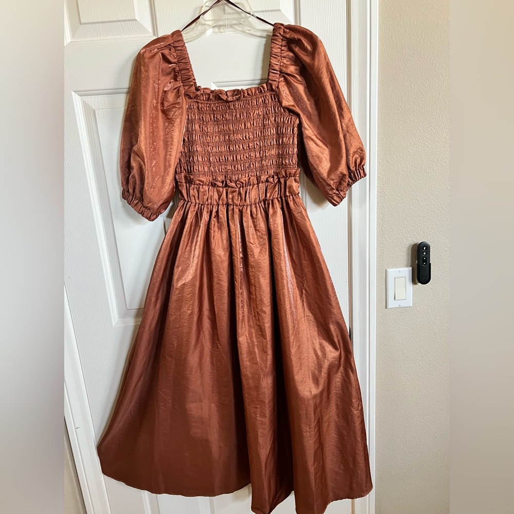 Moon River Bronze Midi Dress, size Small